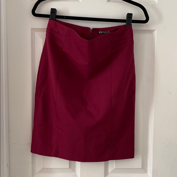 Express seamed pencil skirt - Picture 1 of 5
